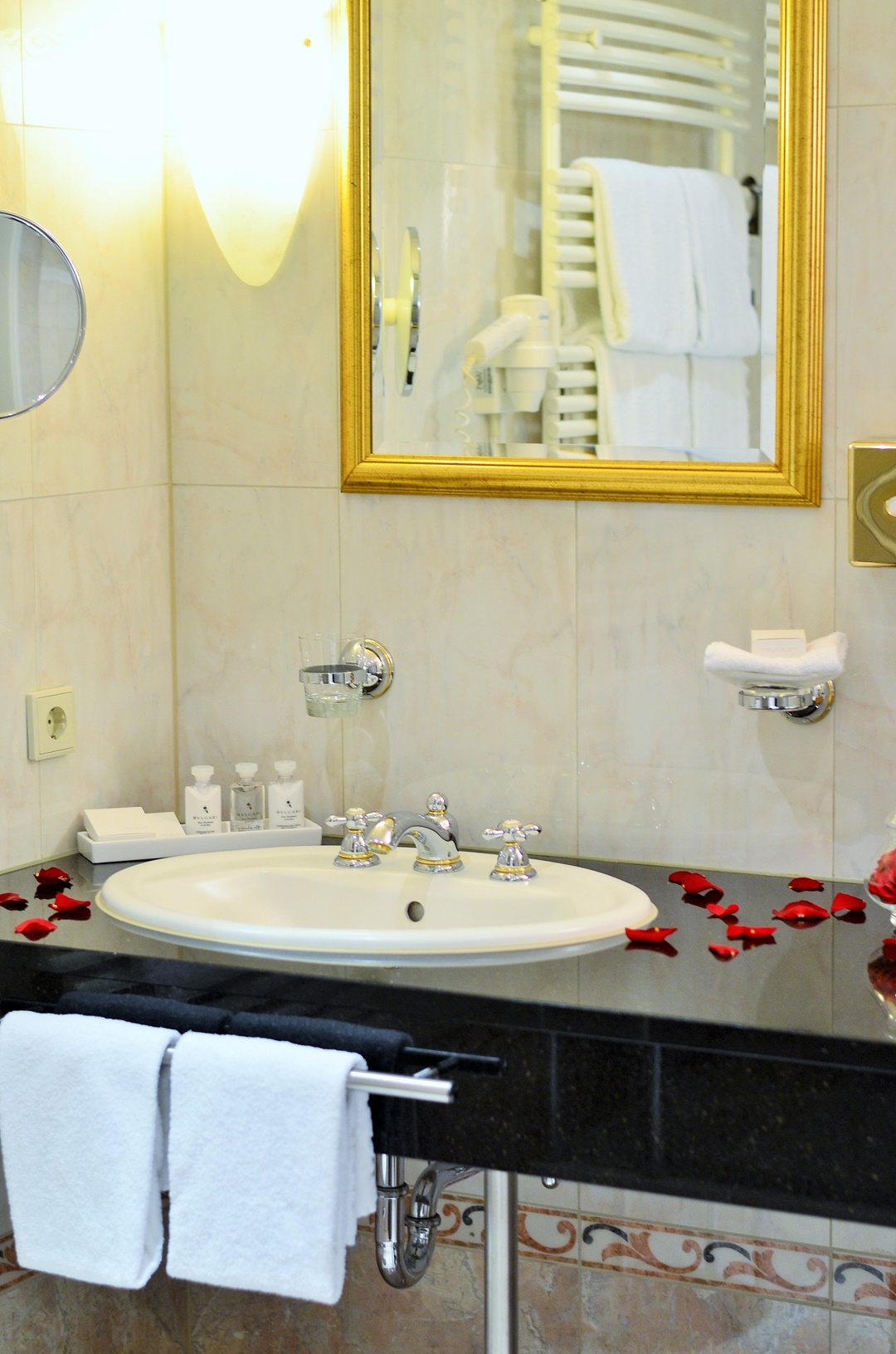 Schlosshotel Berg_Victors Schlosshotel_Hotel Saarland_Schlosshotel Saarland_Schlosshotel_Hotel im Saarland_Restaurant die Scheune_Luxushotel im Saarland_Annanikabu (10)