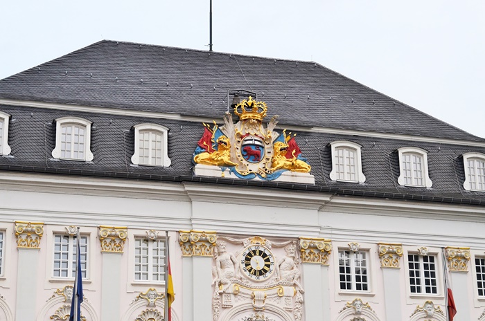 Deutschlandtour_Bullitour_Deutschlandreise_Reise durch Deutschland_mit dem Bulli durch Deutschland_Flitterwochen in Deutschland_Hochzeitsreise durch Deutschland_Urlaub in Bonn_Bonn_3  (7786775)