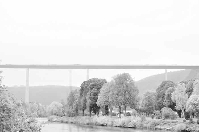Deutschlandtour_Bullitour_Deutschlandreise_Reise durch Deutschland_mit dem Bulli durch Deutschland_Flitterwochen in Deutschland_Hochzeitsreise durch Deutschland_Andrenach_Koblenz_4 (7786789)