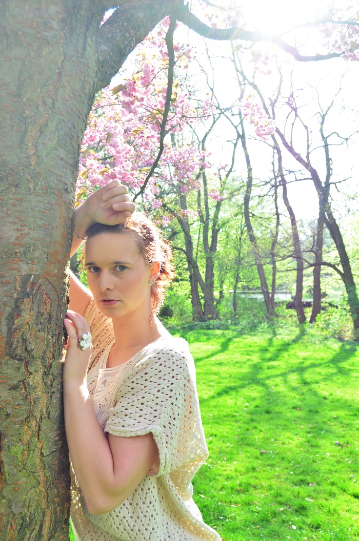 Kirschbaum-Kirschbaumbilder-Frühling-spring-outfit-outfitpost-outfitbilder-Annanikabu-Marienfelde-Berlin-5