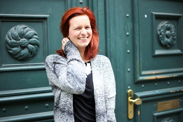 Bench_Bench Strickjacke_black and white_Outfit_schwarz weiß Outfit_Outfitpost_Annanikabu_5