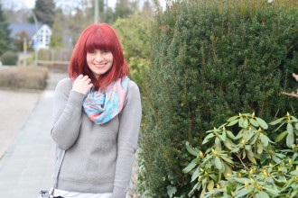 rote Haare_minimalistisches Outfit_Bench_schlichtes Outfit_Fair Fashion_Minimalismus_capsule wardrobe_Annanikabu (6)