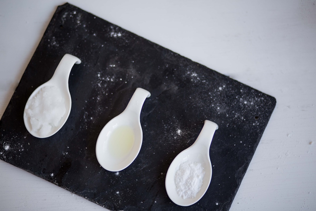 DIY-Zahnpasta_plastikfrei_plastikfrei-im-Badezimmer_selbstgemachte-Zahnpasta_Zanhpasta-selber-machen_Annanikabu_nachhaltig-leben